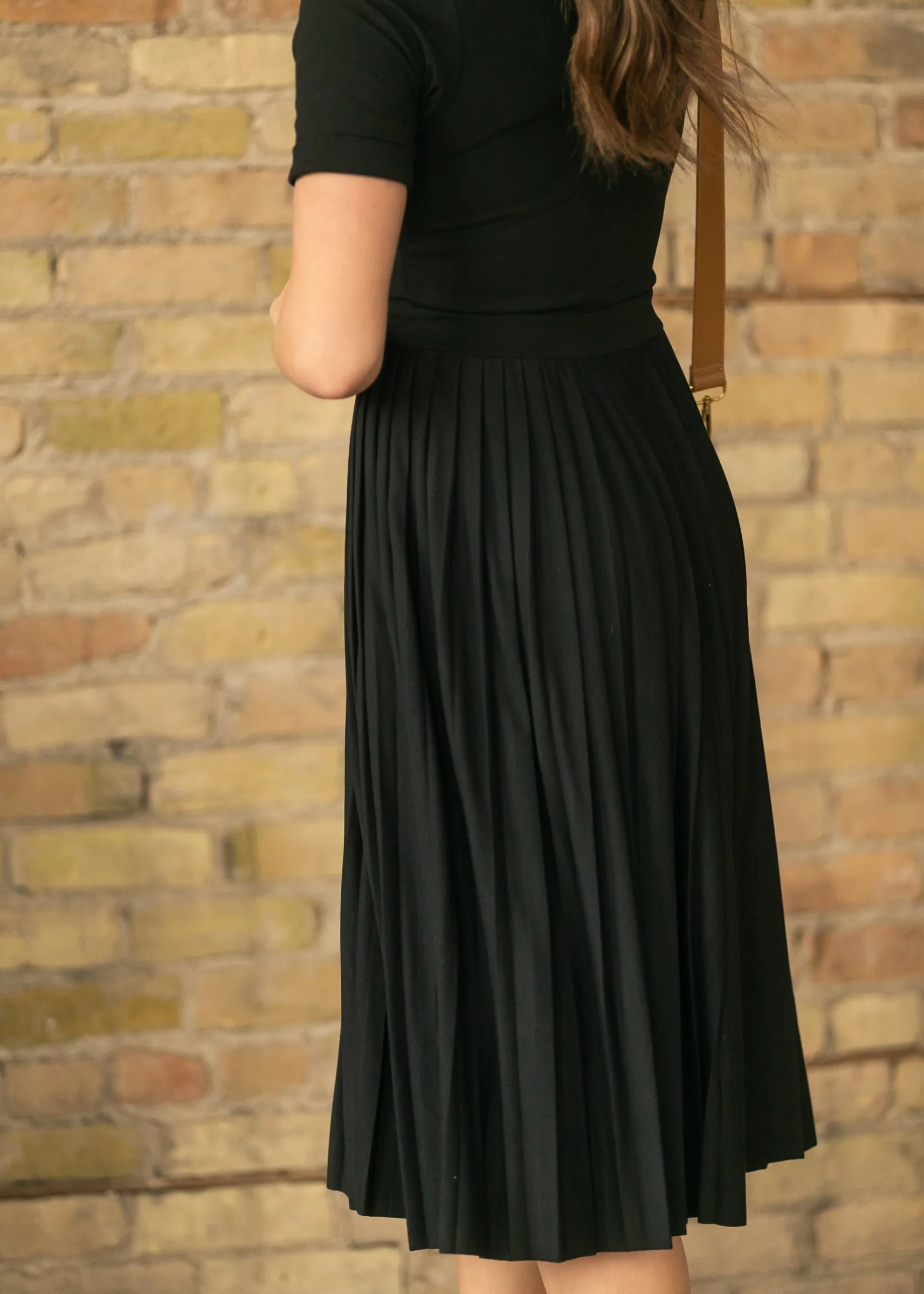 Emersyn Black Pleated Midi Dress - Image 9