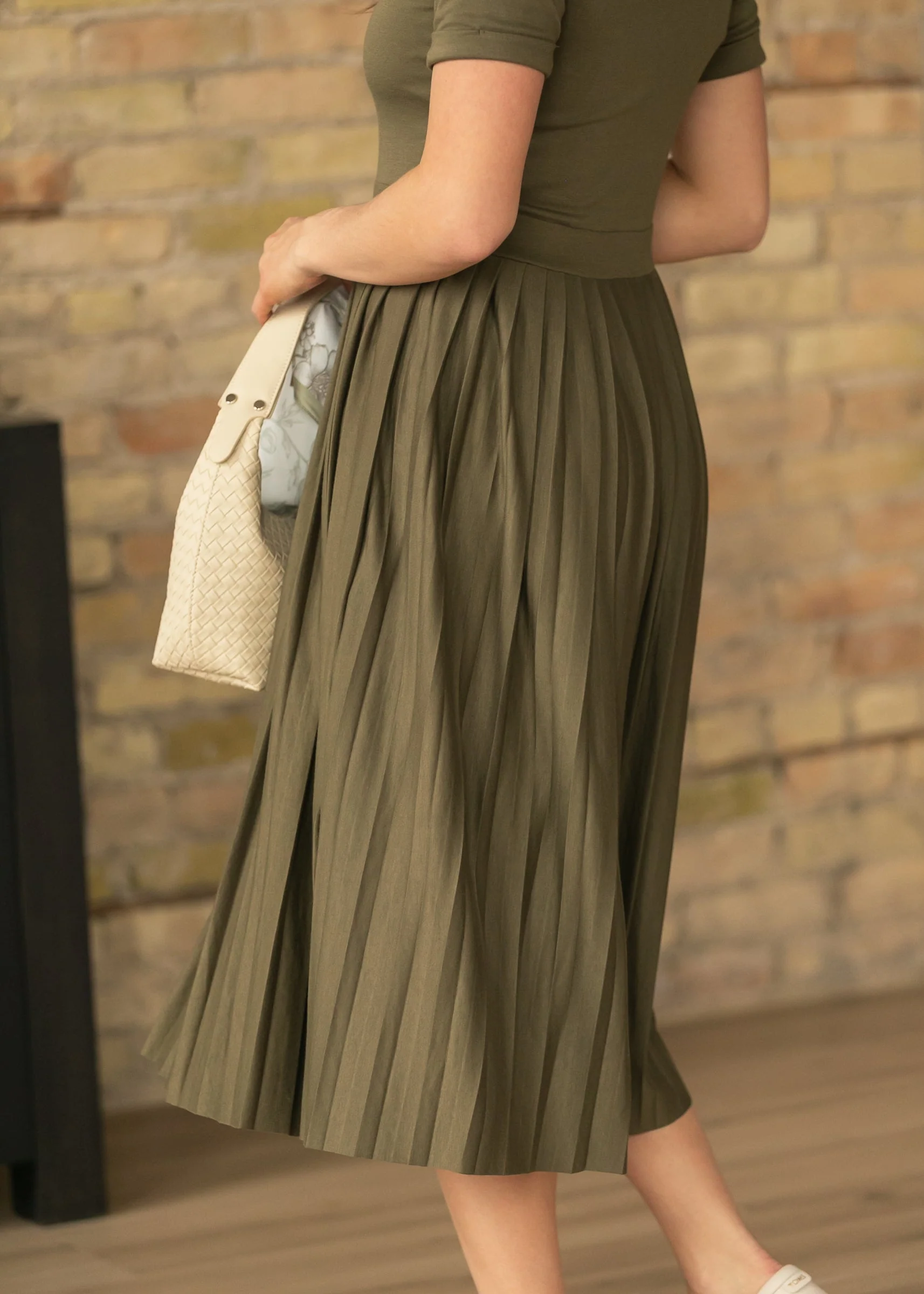 Emersyn Olive Pleated Midi Dress - Image 6