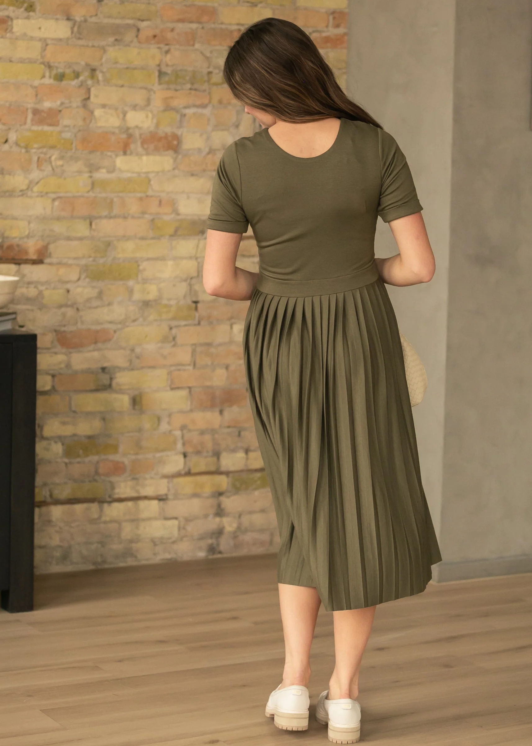 Emersyn Olive Pleated Midi Dress - Image 7