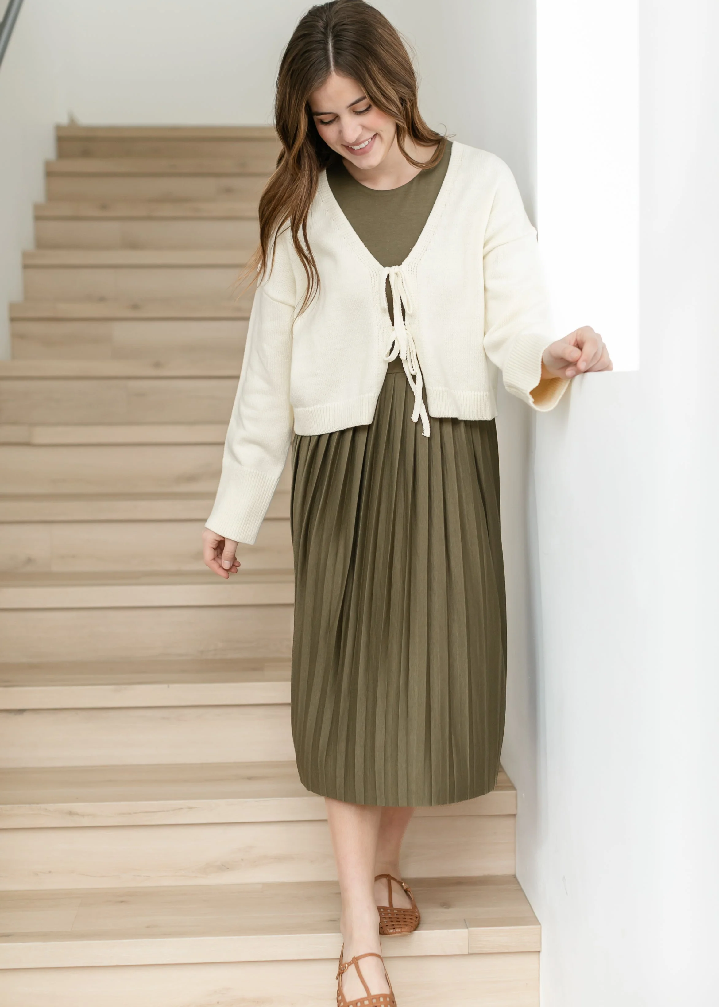 Emersyn Olive Pleated Midi Dress - Image 8