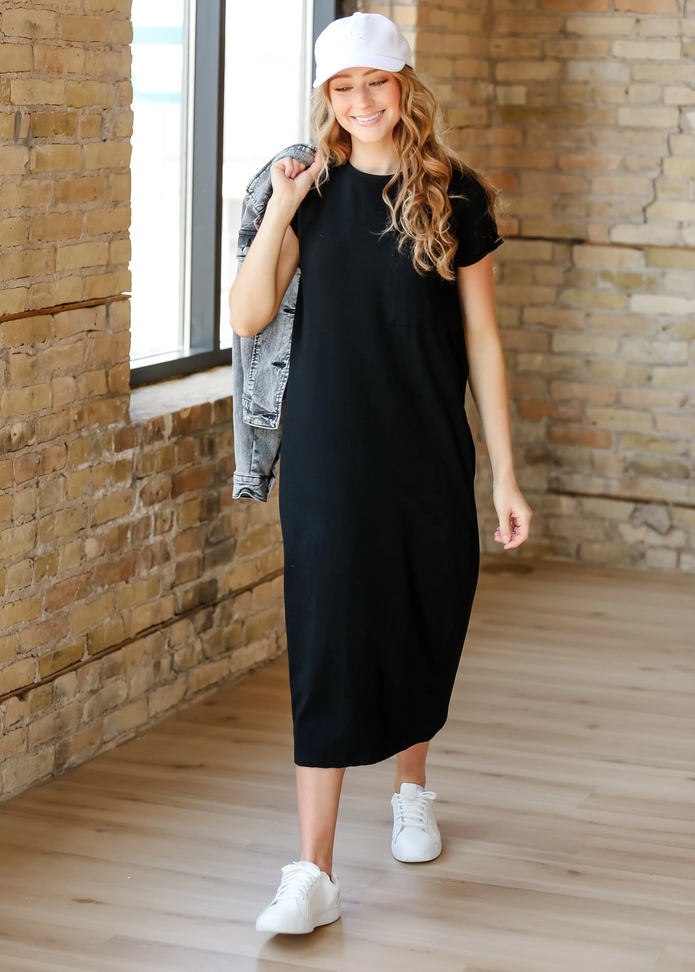 Finley T-shirt Midi Dress - Image 14