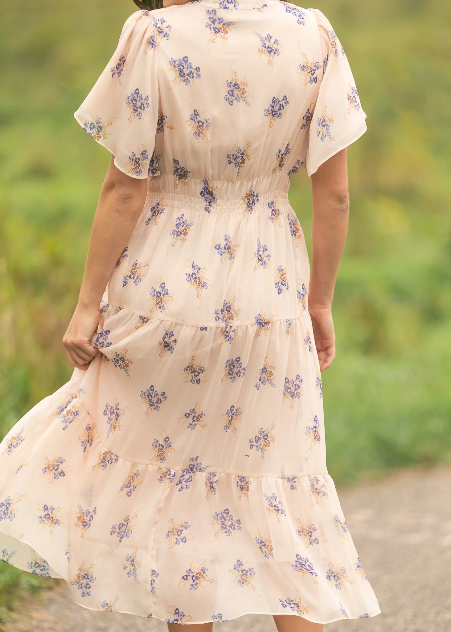 Gina Pink Floral Short Sleeve Tiered Midi Dress - Image 7