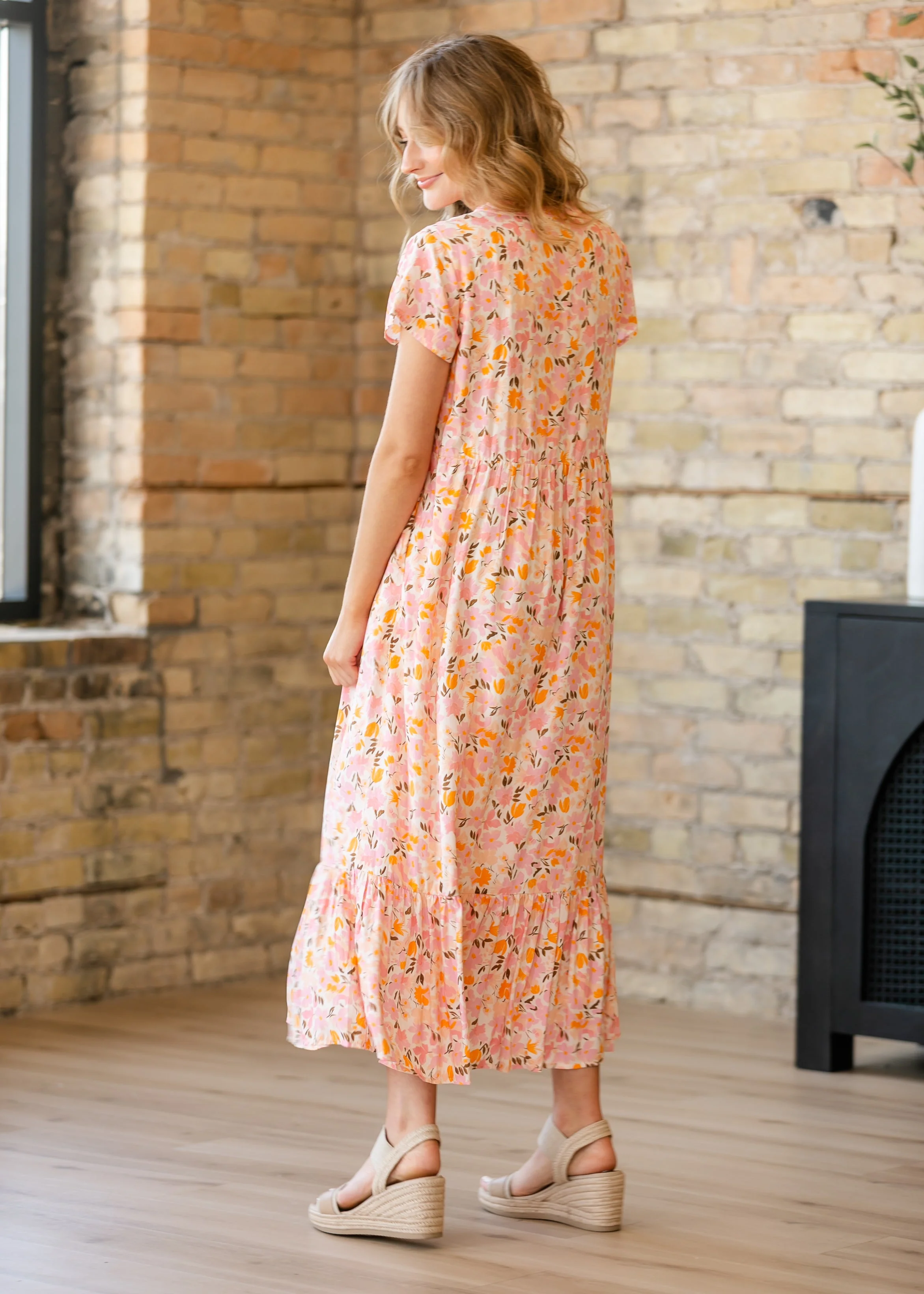 Jaydrien Floral Flutter Sleeve Midi Dress - Image 4