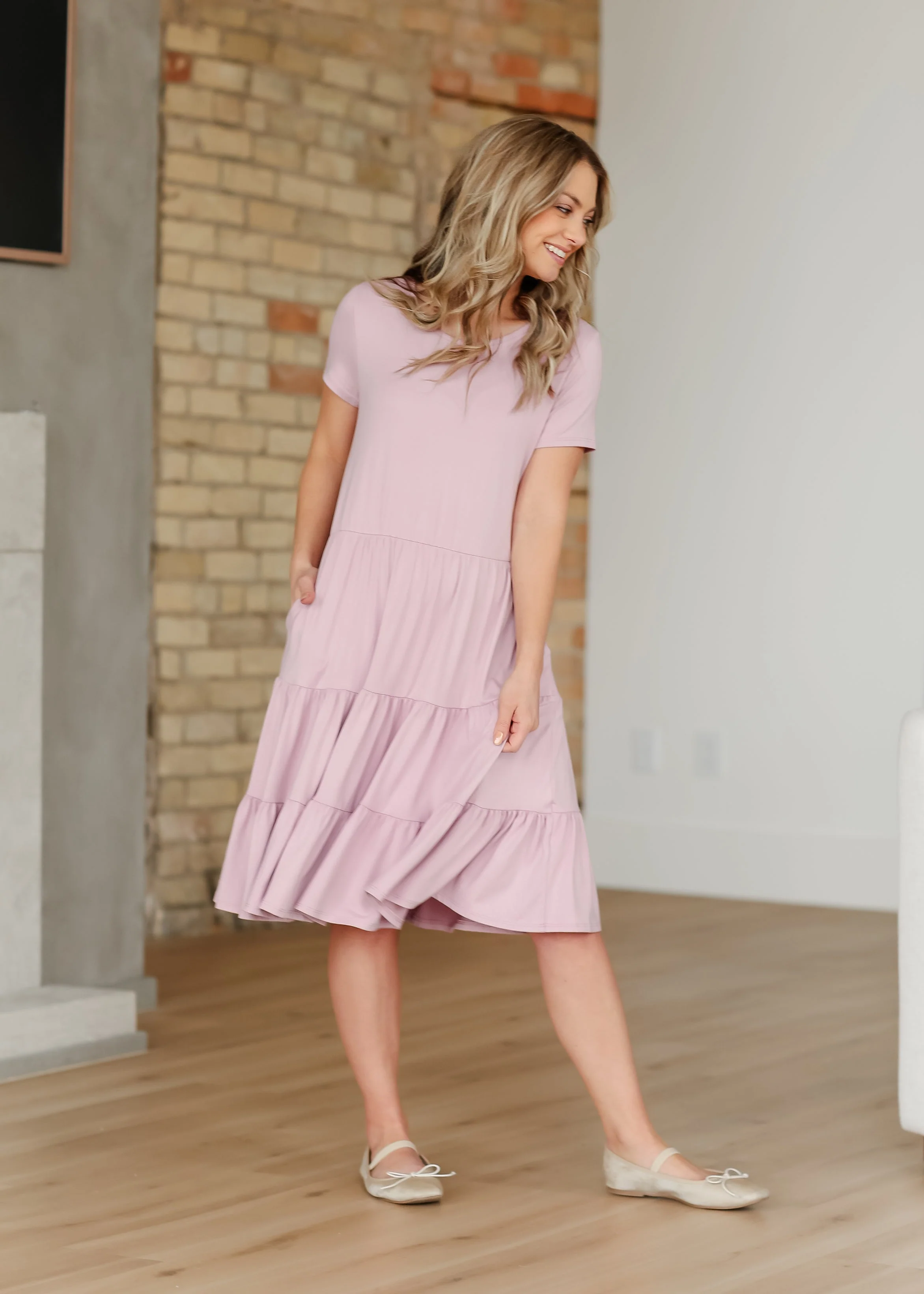 Jenna Knit Short Sleeve Tiered Midi Dress - FINAL SALE - Image 8