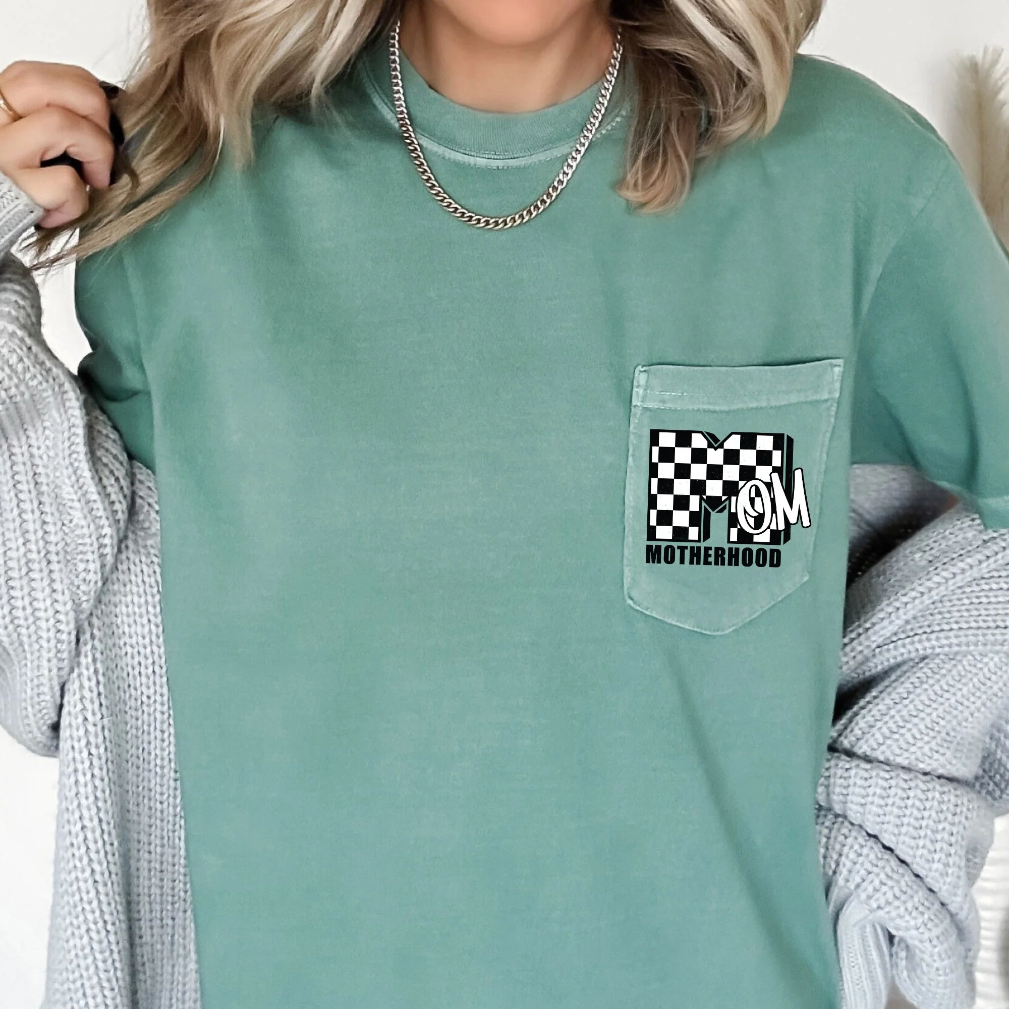 Mom, Motherhood, Retro, Checkered, Pocket Tee Comfort Colors T-Shirt - Image 2