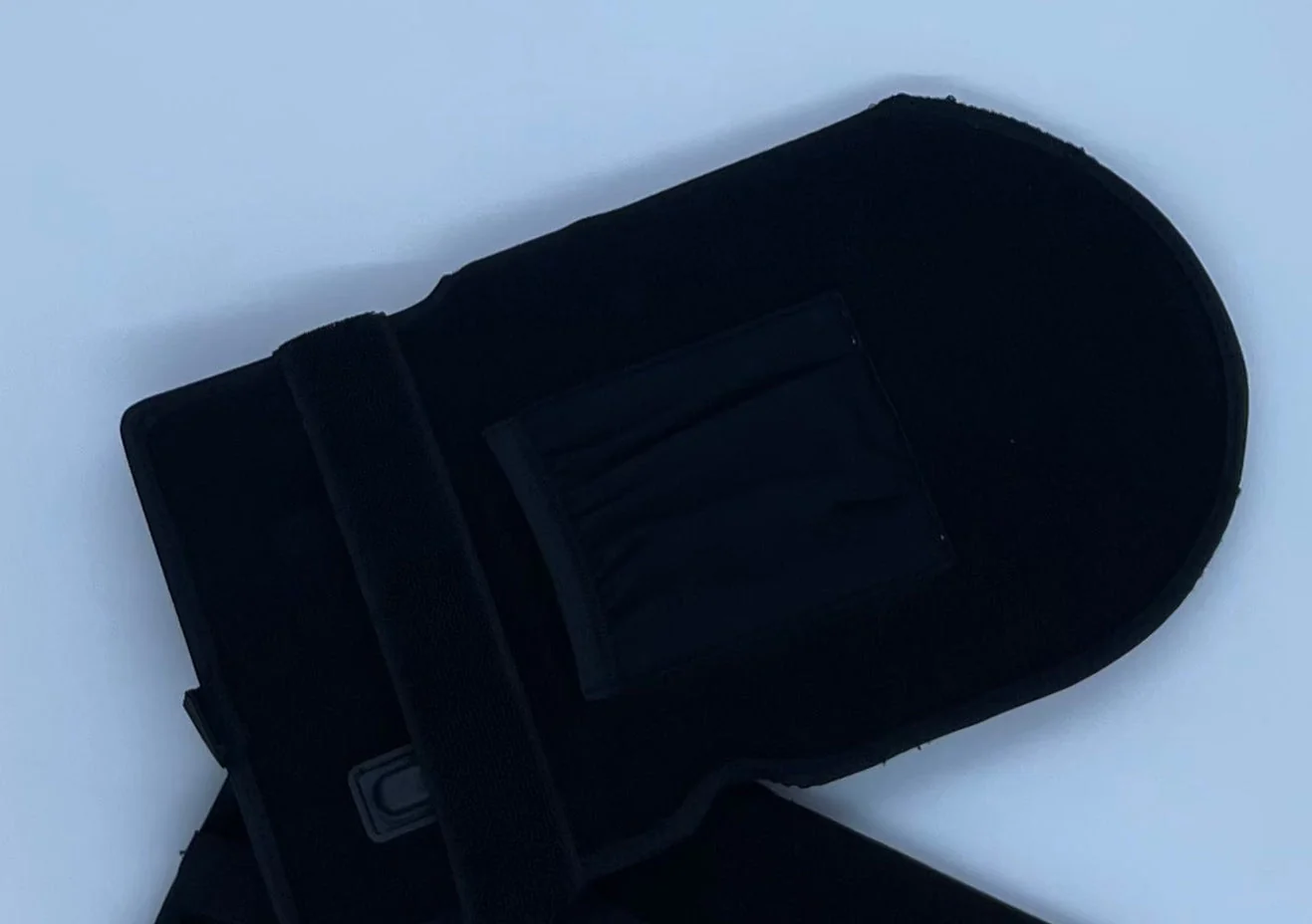 Red Light Therapy Hand & Wrist Glove | 1080 High-Power LEDs + 12V Car Adapter - Image 3